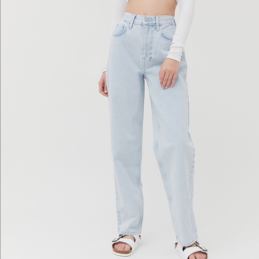 urban outfitters high waisted baggy jean